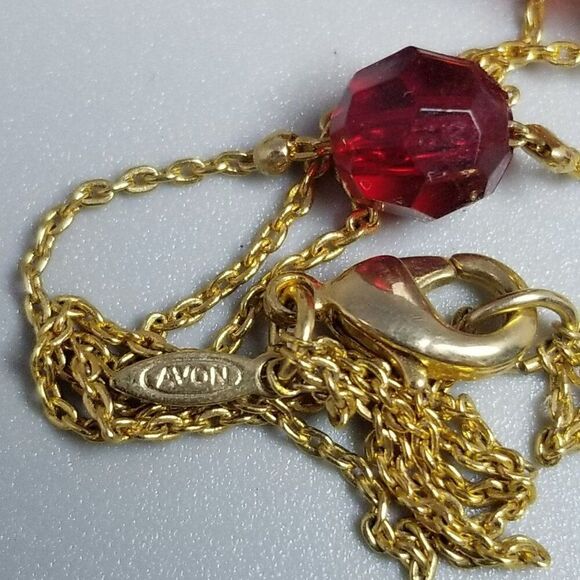 Vintage Avon SP Red Brown Acrylic Station Bead Triple Layer Necklace, Gold Tone - Picture 4 of 7
